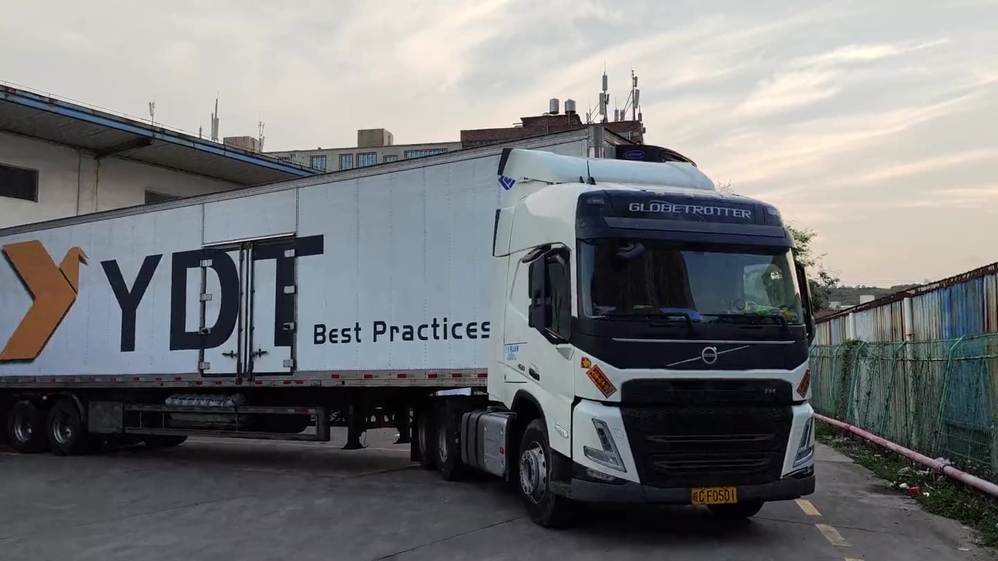 Volvo tractor units with YDT trailers