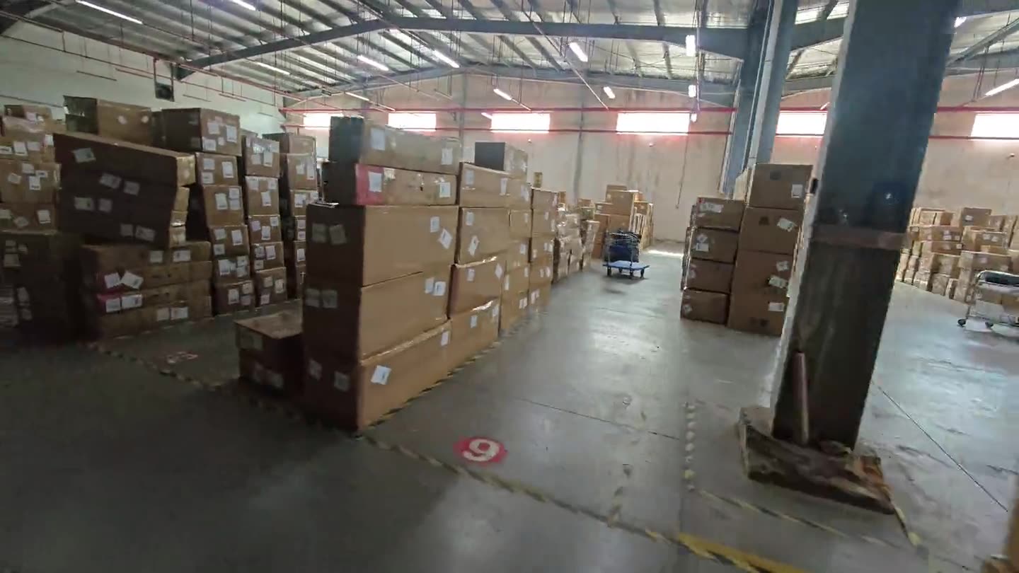 Sorting area inside Quanzhou warehouse